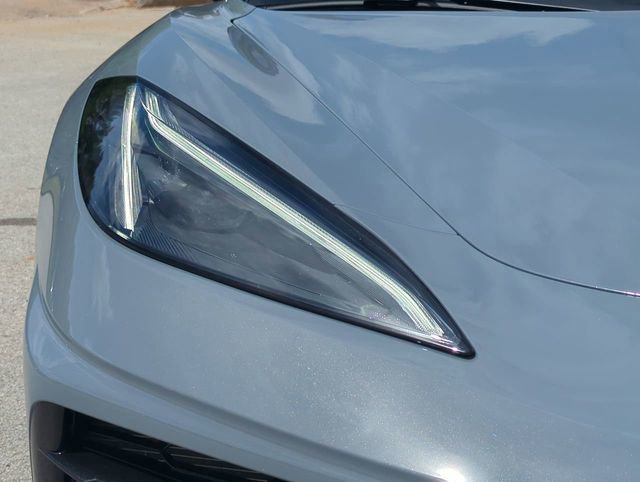 Used 2024 Chevrolet Corvette Stingray Premium Conv w/ Z51 Performance Package RWD image 11