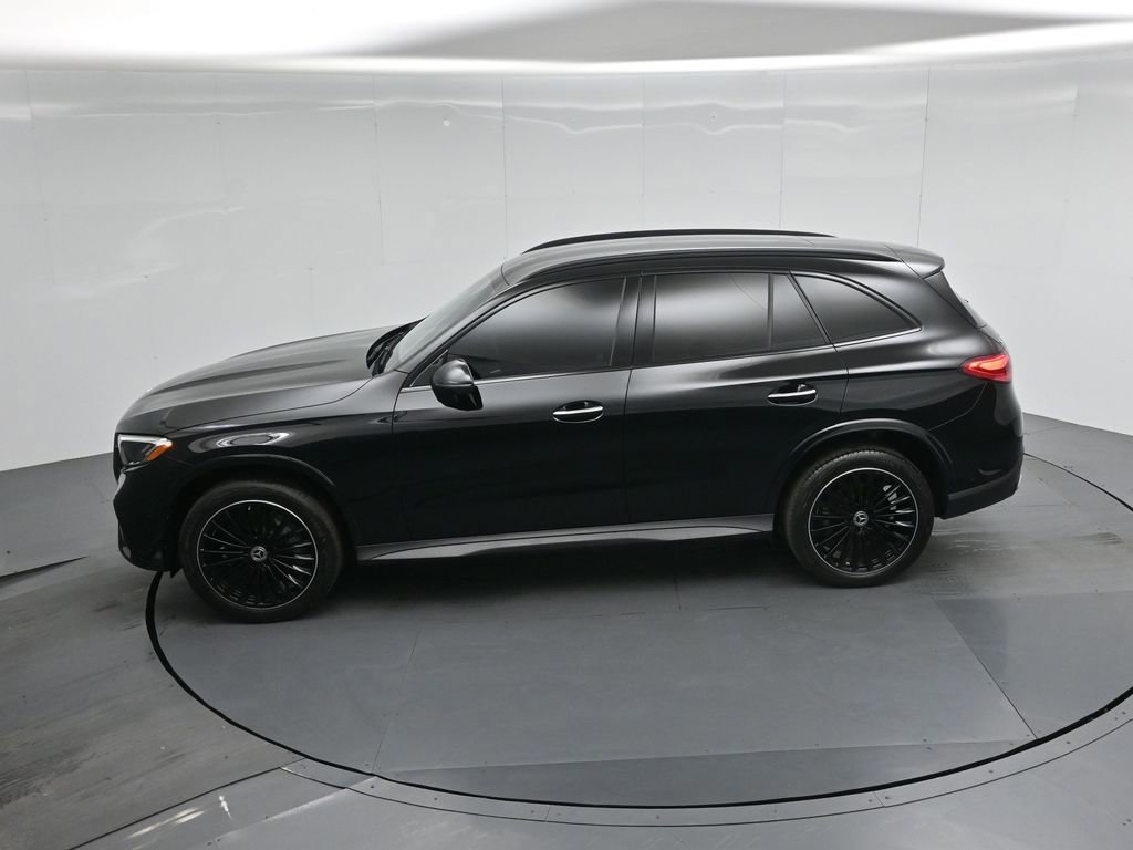 Used 2025 Mercedes-Benz GLC 300 image 46