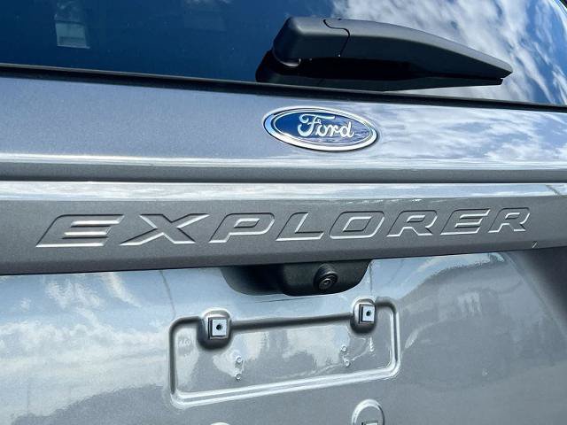 Certified 2024 Ford Explorer XLT w/ Equipment Group 202A AWD/4WD image 12