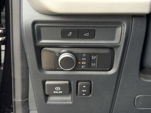 Certified 2022 Ford Expedition Max XLT image 24