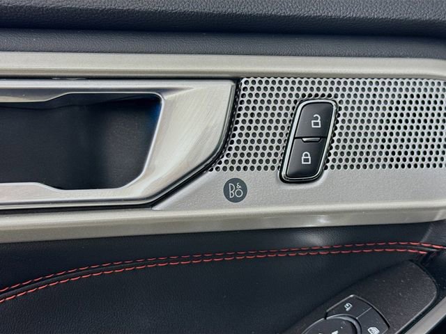 Certified 2022 Ford Explorer ST-Line w/ Class IV Trailer Tow Package image 19