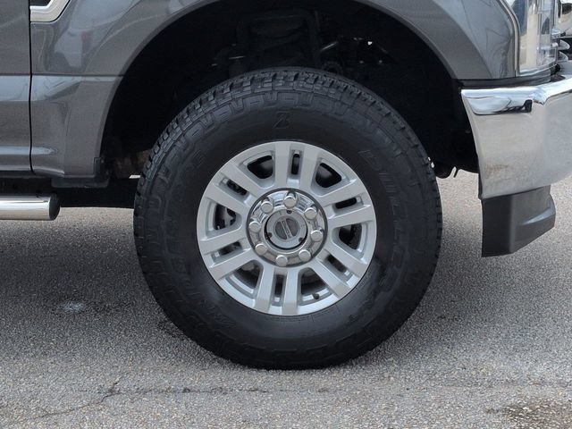 Certified 2019 Ford F250 XL w/ STX Appearance Package AWD/4WD image 11