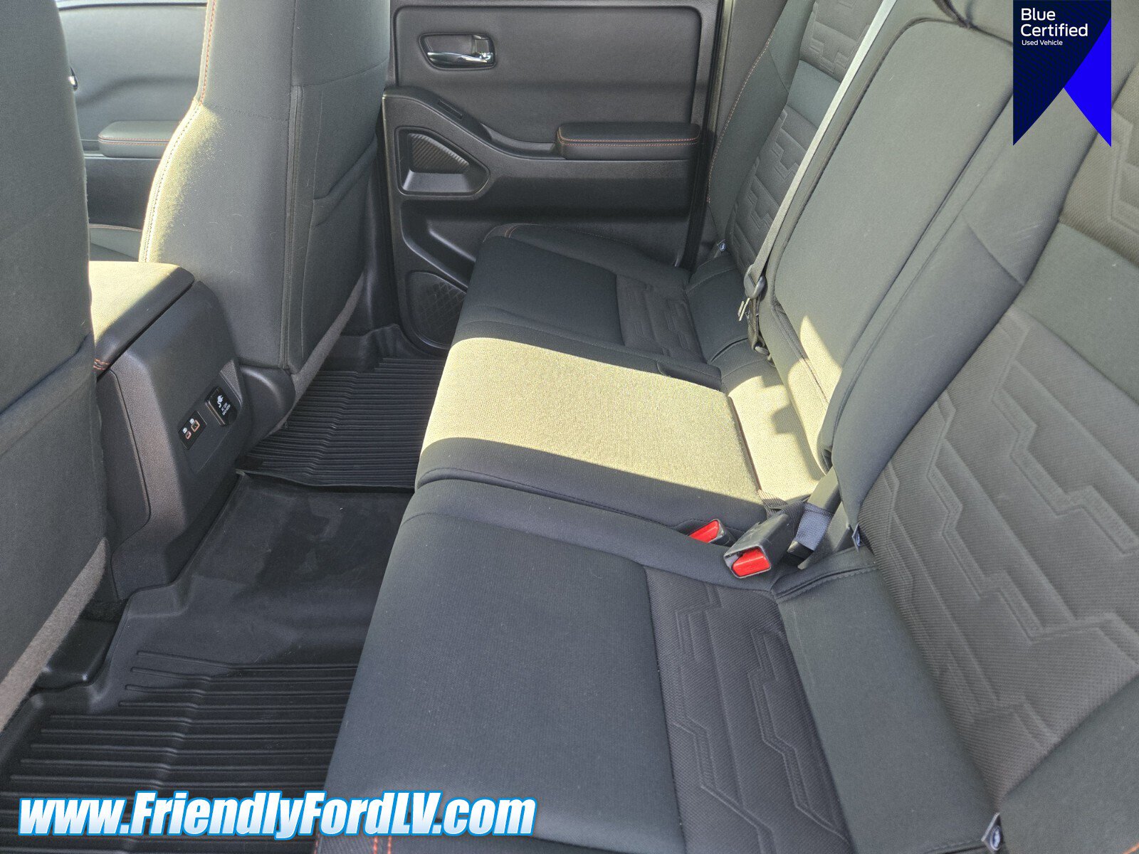Used 2022 Nissan Frontier Pro-X RWD image 13