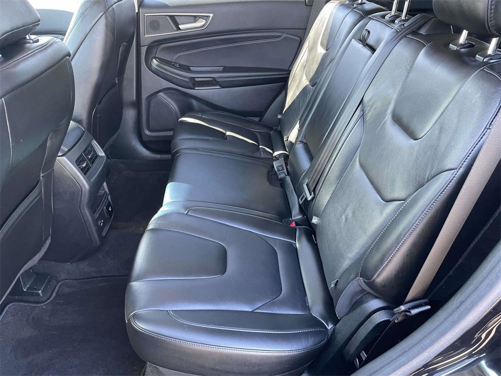 Certified 2021 Ford Edge Titanium image 12