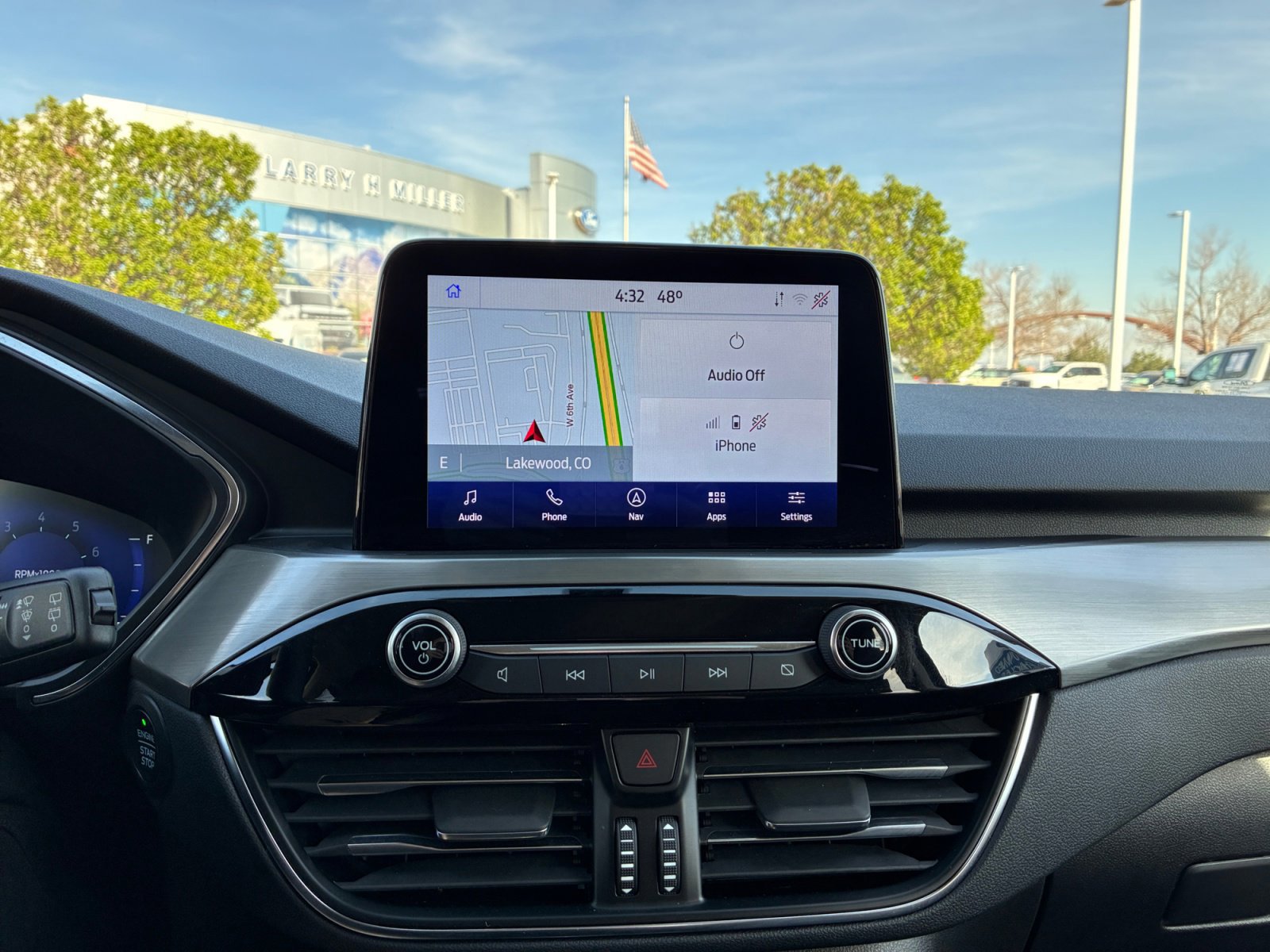 Certified 2022 Ford Escape Titanium image 12