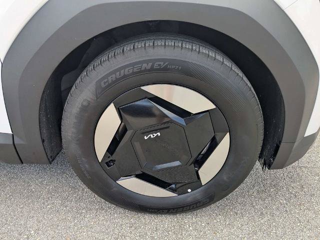 Used 2026 Kia EV9 Light RWD image 11