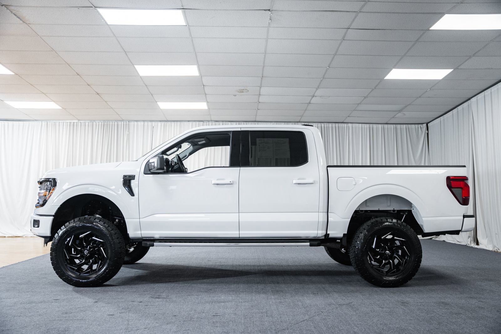Certified 2025 Ford F150 XLT w/ Equipment Group 301A Standard AWD/4WD image 5