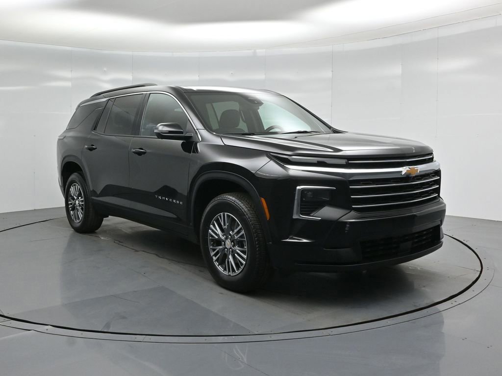 Used 2024 Chevrolet Traverse LT image 7