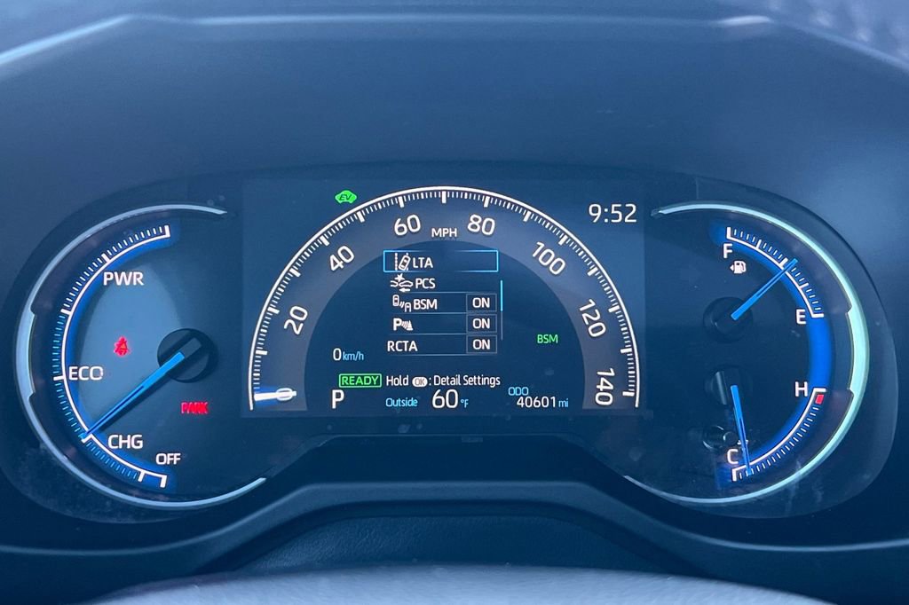 Used 2022 Toyota RAV4 XSE image 26