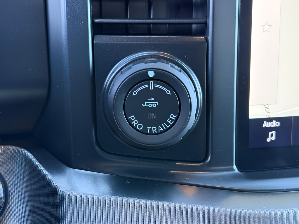 Certified 2024 Ford F350 Platinum AWD/4WD image 17