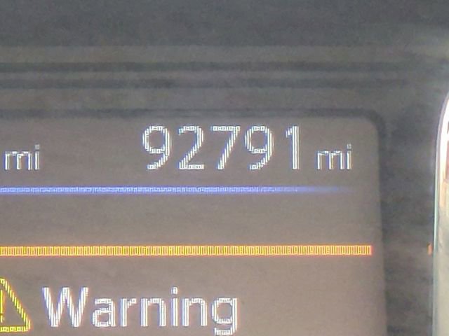 Used 2019 Nissan Titan SV image 25