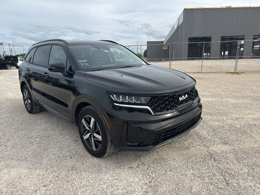 Used 2022 Kia Sorento S FWD image 1