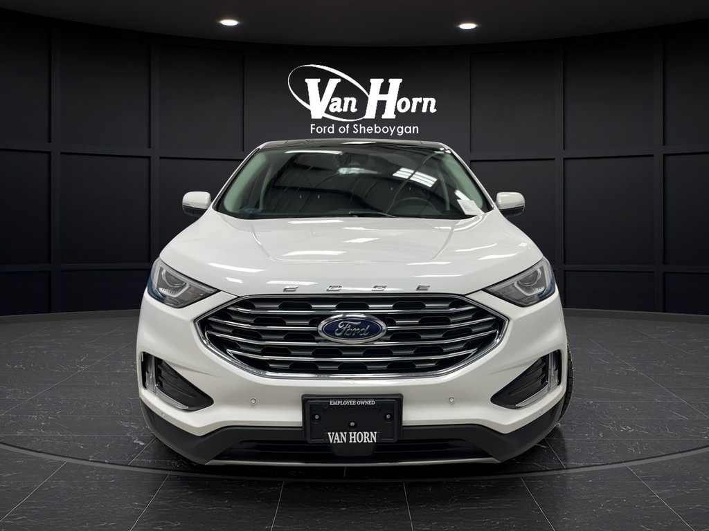 Certified 2022 Ford Edge Titanium w/ Class II Trailer Tow Package AWD/4WD image 2