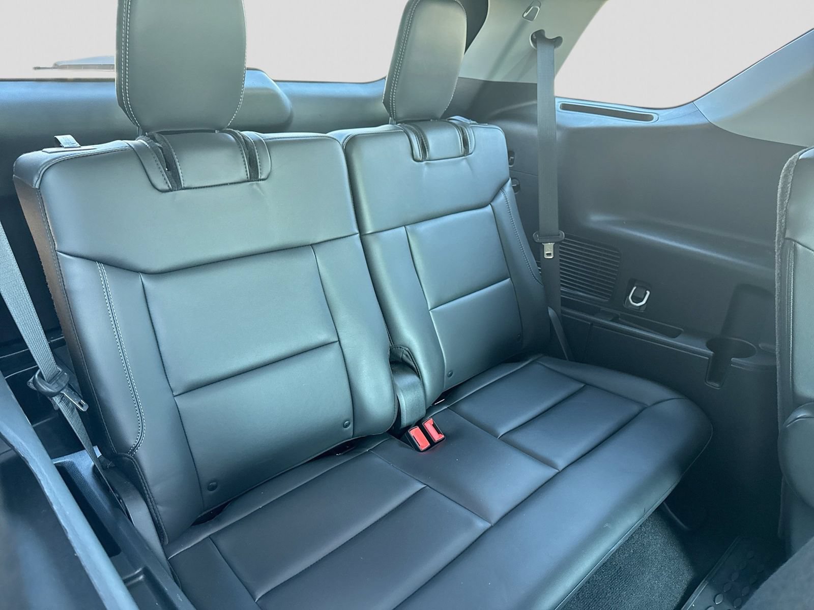 Certified 2024 Ford Explorer XLT w/ Equipment Group 202A AWD/4WD image 23