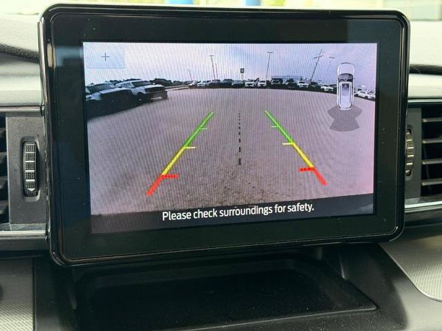 Certified 2020 Ford Explorer XLT w/ Equipment Group 202A RWD image 21