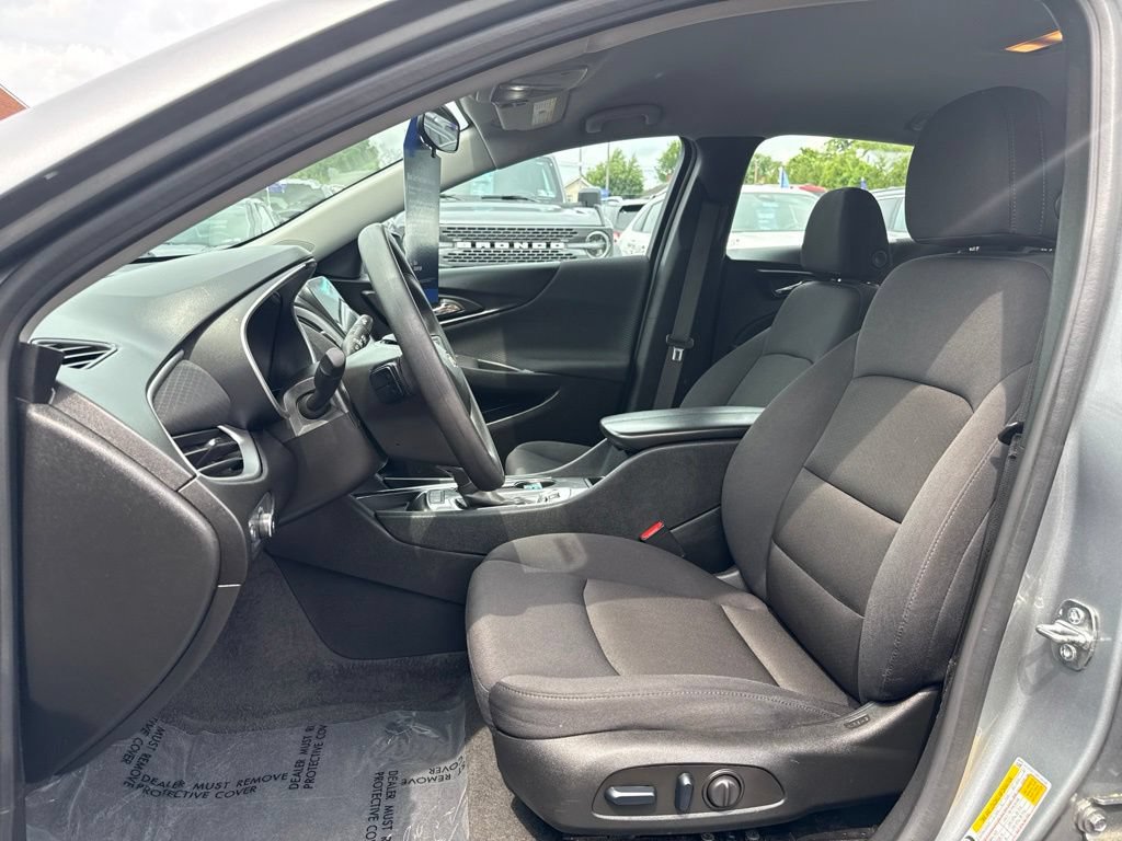 Used 2024 Chevrolet Malibu LT FWD image 14