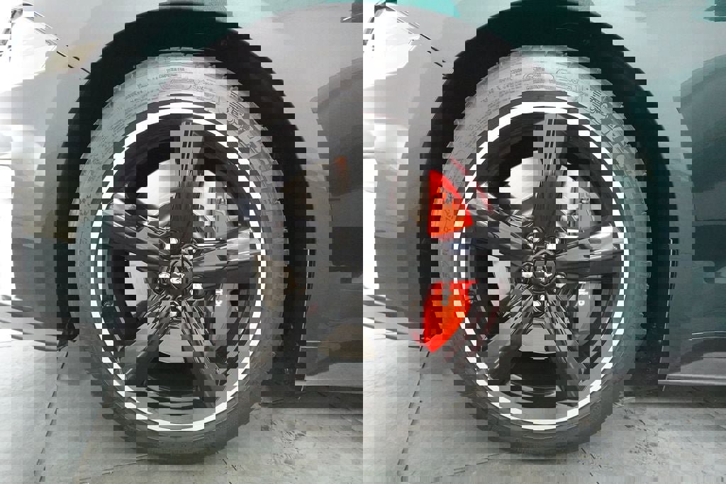 Certified 2019 Ford Mustang Bullitt w/ Bullitt Electronics Package RWD image 32