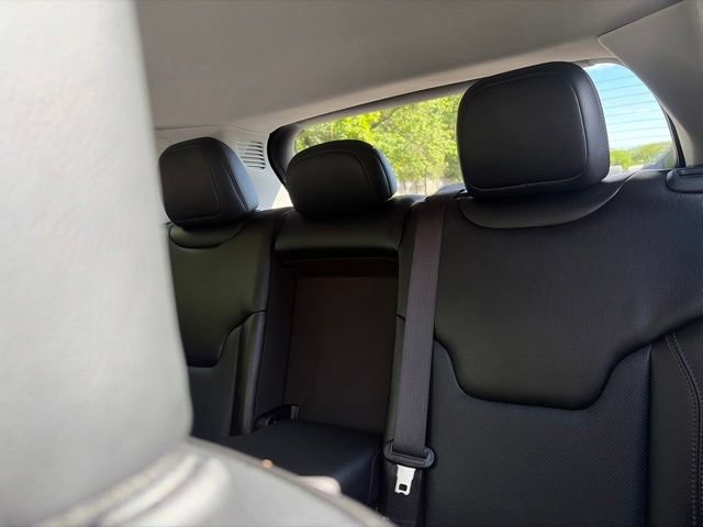 Used 2020 Jeep Compass Limited AWD/4WD image 18