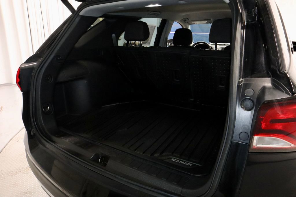 Used 2024 Chevrolet Equinox LT w/ LPO, Floor Liner Package AWD/4WD image 14