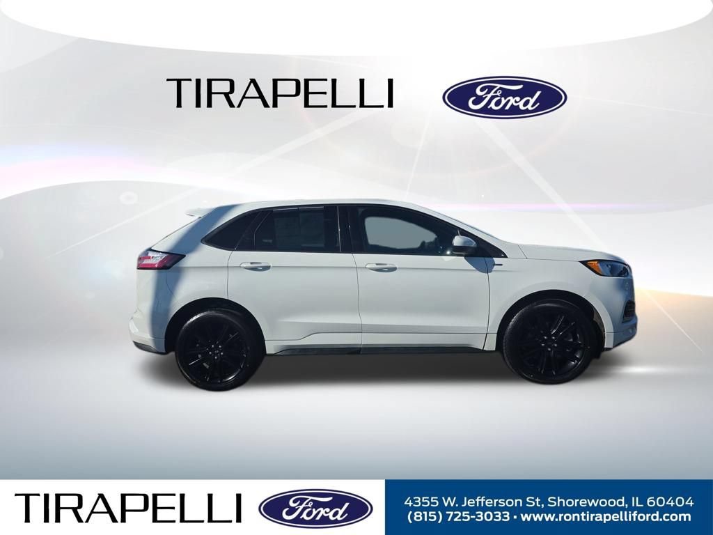 Certified 2024 Ford Edge ST-Line AWD/4WD image 8