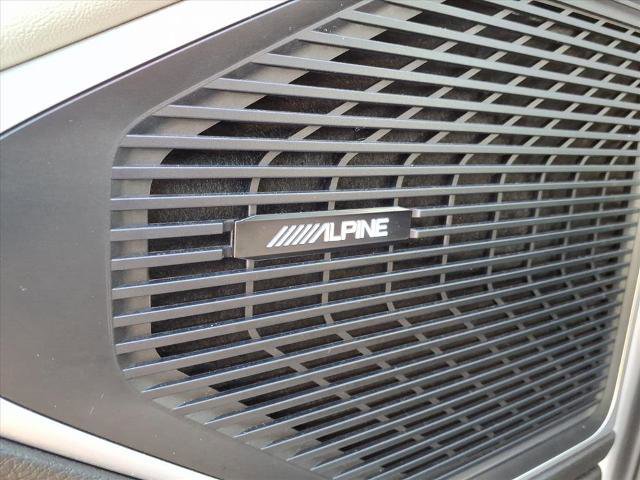 Used 2024 Jeep Wagoneer L 4WD image 12