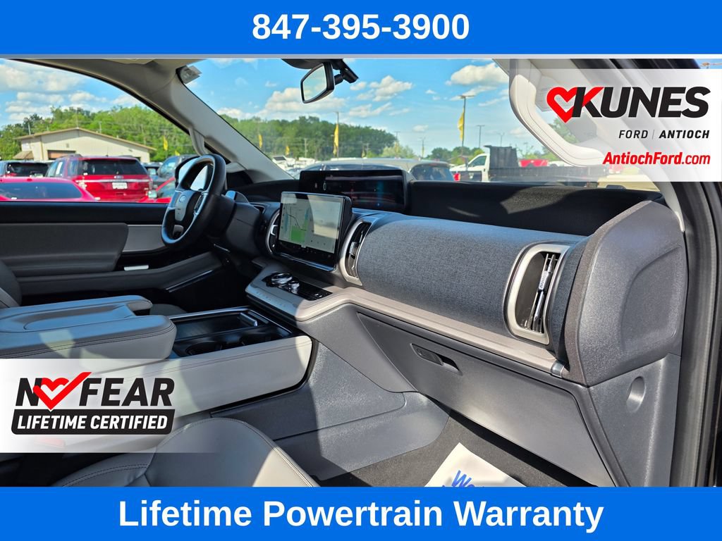 Certified 2025 Ford Expedition Active AWD/4WD image 41