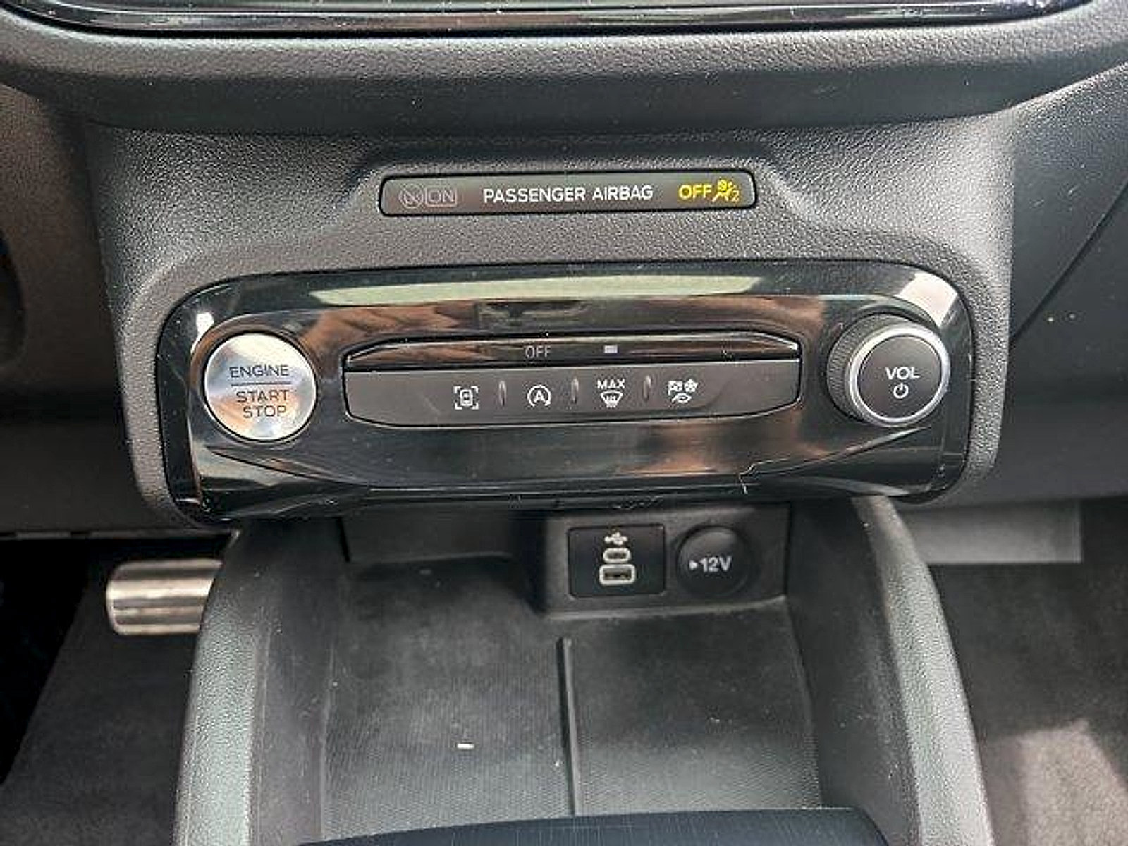 Certified 2024 Ford Escape ST-Line w/ Tech Pack #1 AWD/4WD image 20