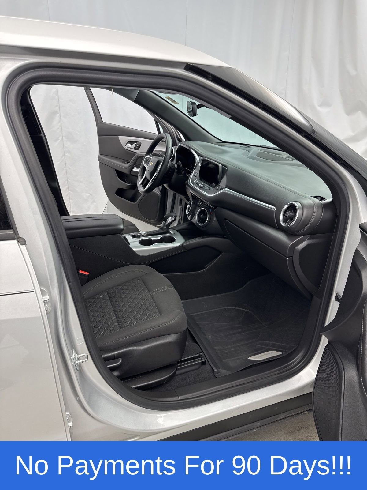 Used 2022 Chevrolet Blazer LT w/ LPO, Black Grille Bar Package image 26