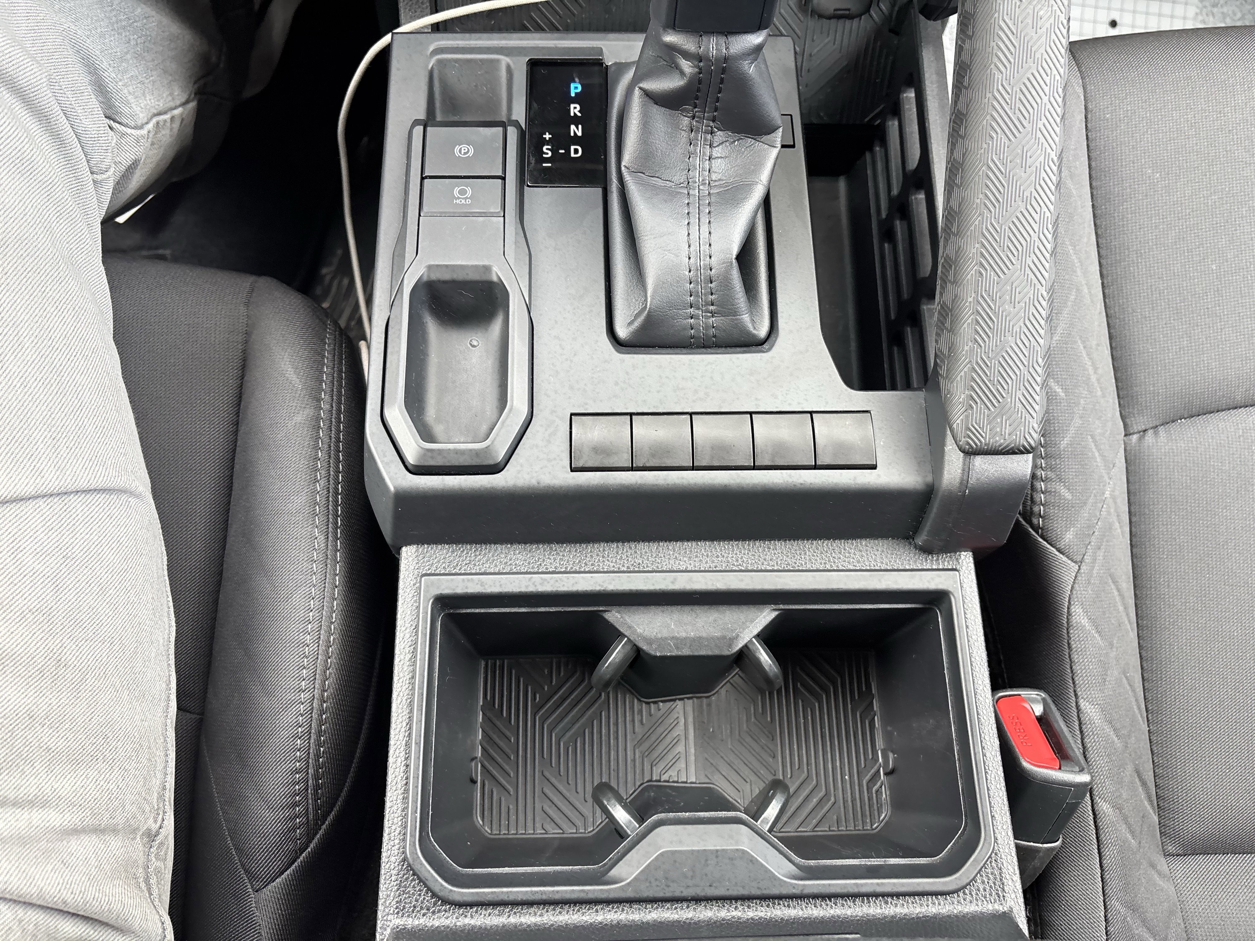 Used 2025 Toyota Tacoma SR RWD image 33