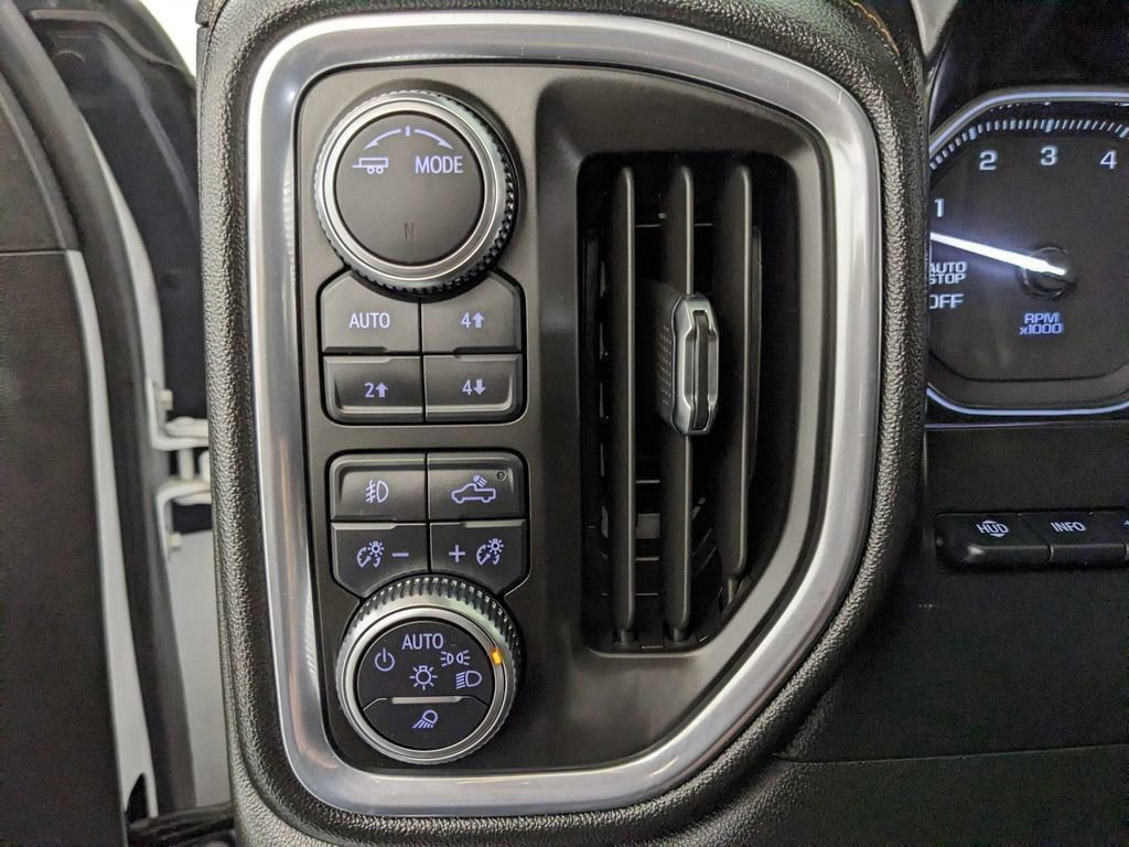 Used 2021 GMC Sierra 1500 AT4 w/ AT4 Value Package AWD/4WD image 40