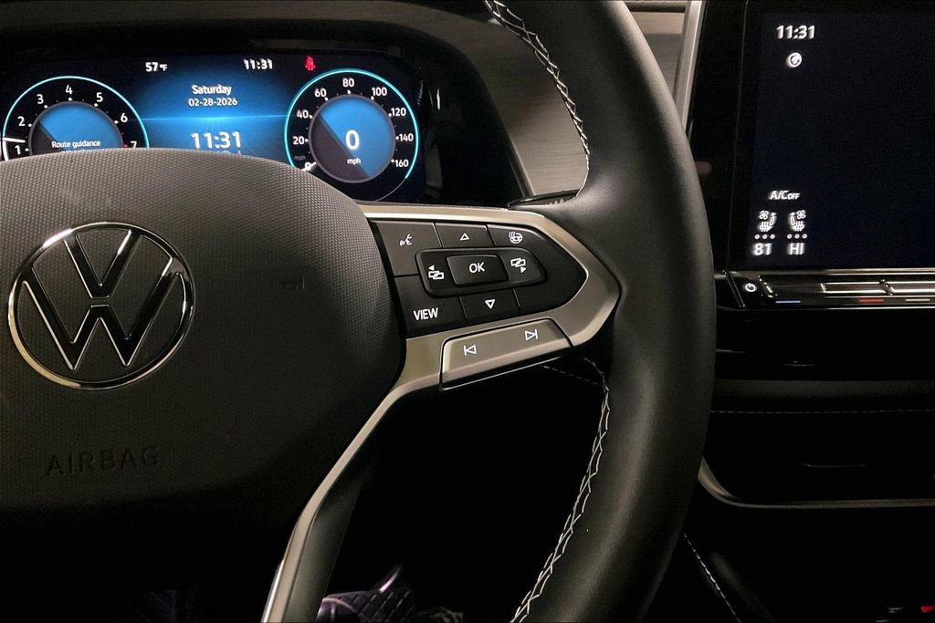 Used 2025 Volkswagen Atlas Cross Sport SE image 18