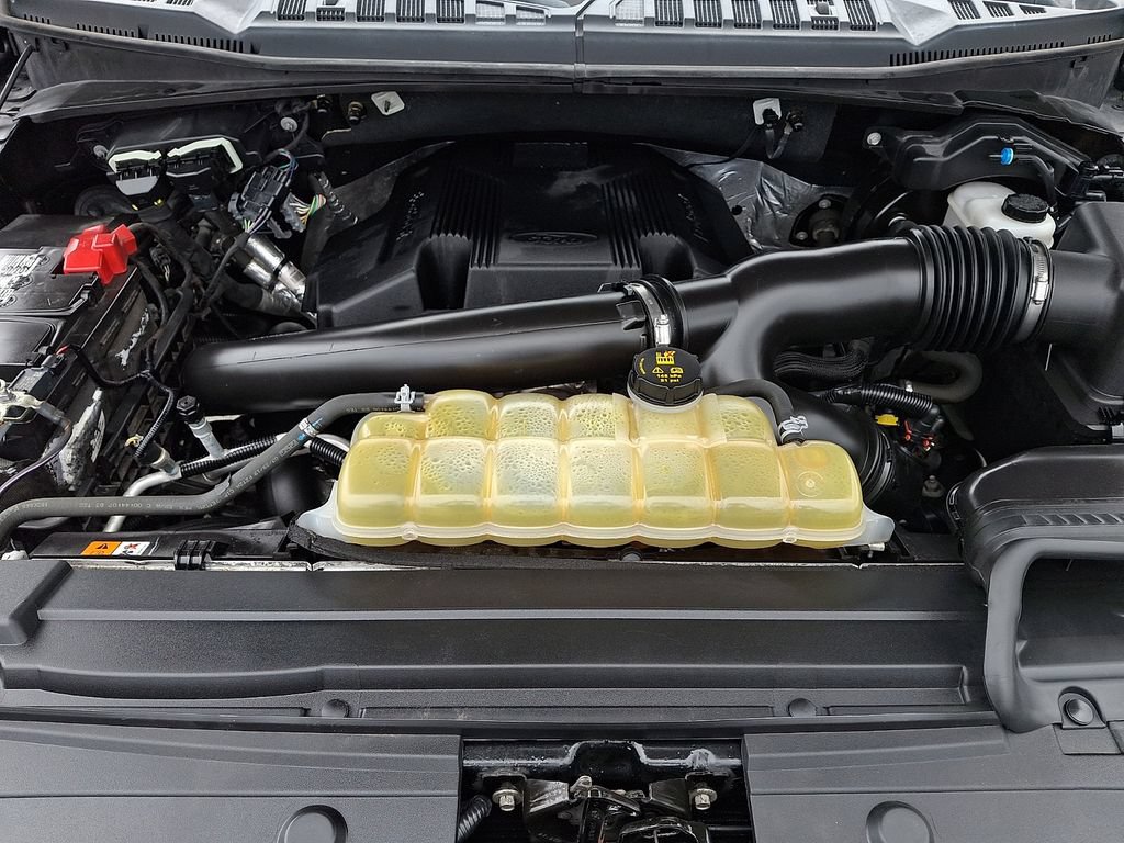 Certified 2019 Ford F150 Lariat AWD/4WD image 28