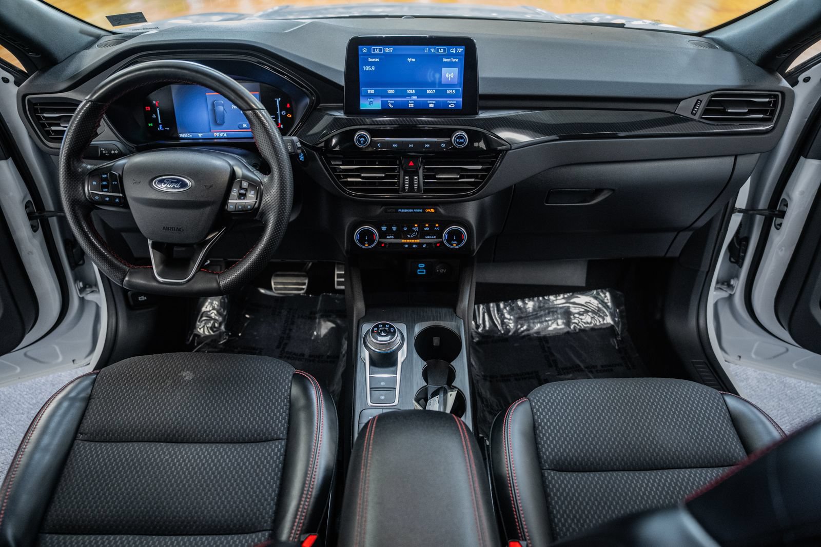 Certified 2023 Ford Escape ST-Line Select AWD/4WD image 19
