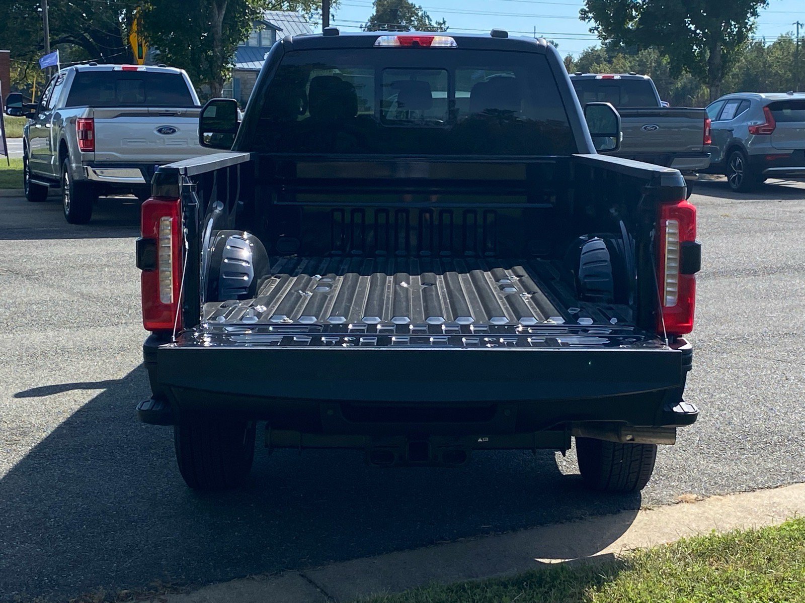 Certified 2024 Ford F350 XL w/ 360-Degree Camera Package RWD image 6