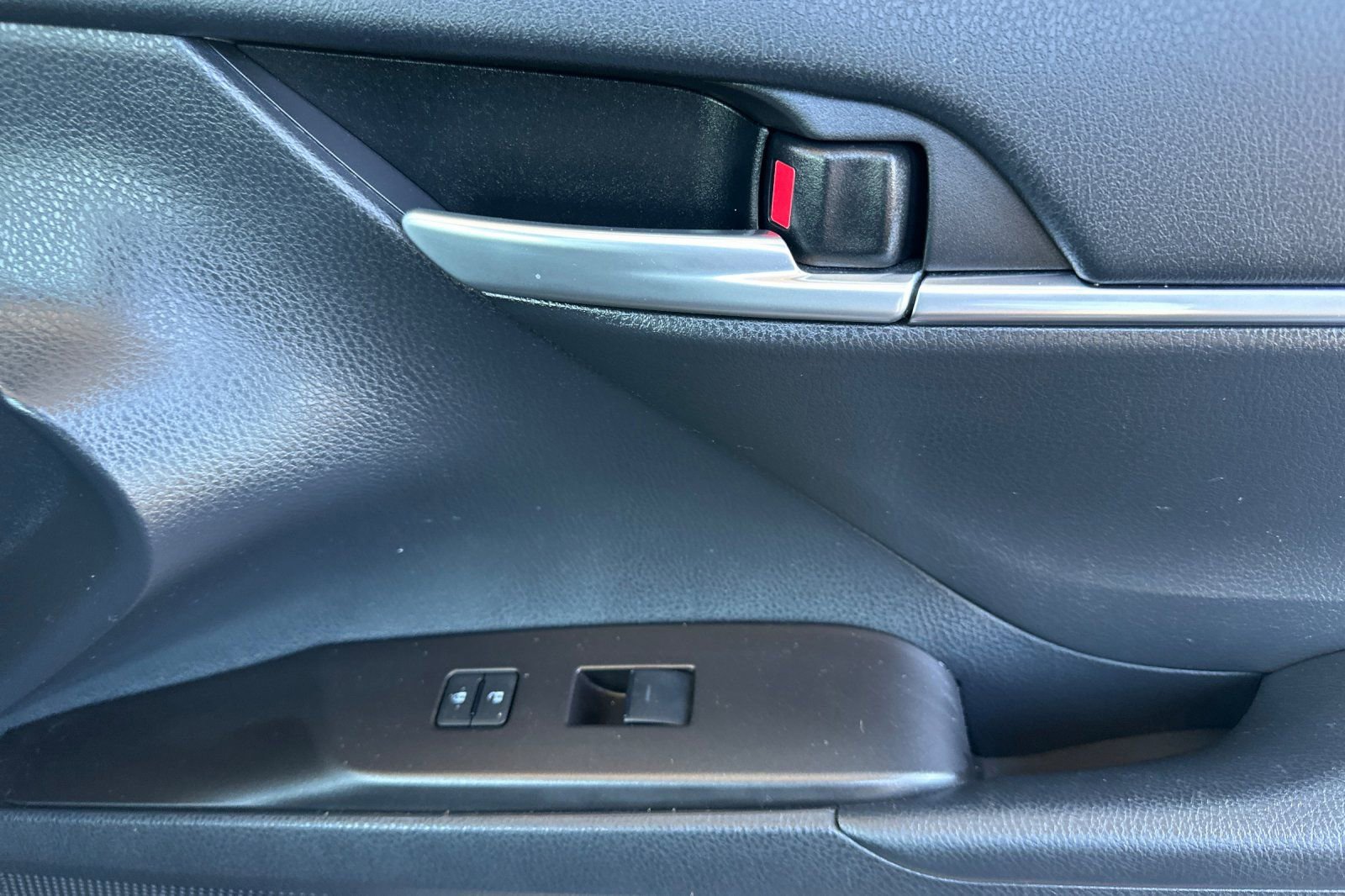 Used 2024 Toyota Camry SE w/ Audio Upgrade Package FWD image 20