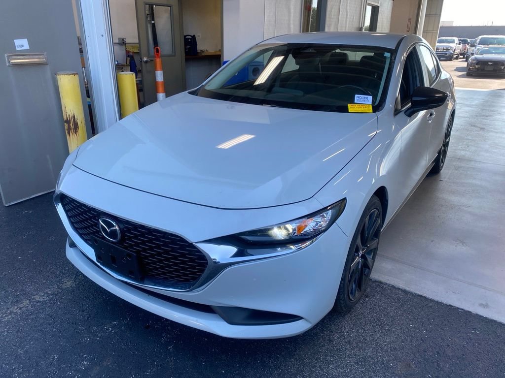 Used 2025 MAZDA MAZDA3 s FWD image 2