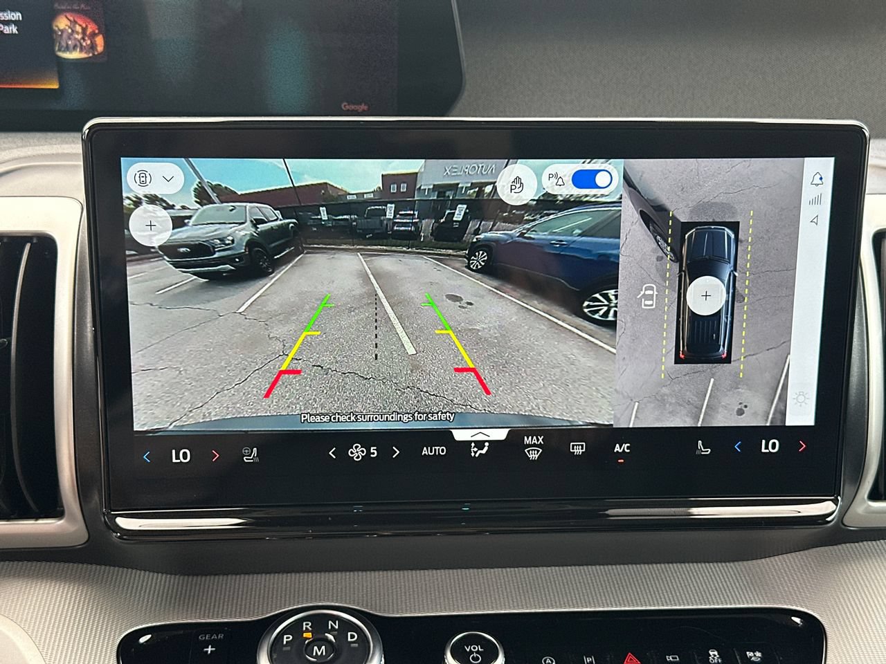 Certified 2025 Ford Expedition Active RWD image 32