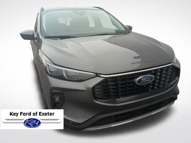 Certified 2024 Ford Escape Platinum AWD/4WD image 2