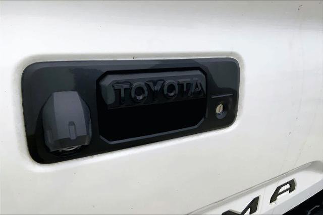 Used 2019 Toyota Tacoma TRD Off-Road image 30