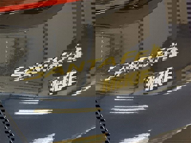 Used 2022 Hyundai Santa Fe SEL w/ Convenience Package image 17