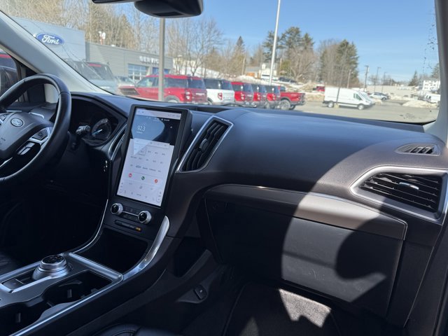 Certified 2024 Ford Edge Titanium image 10