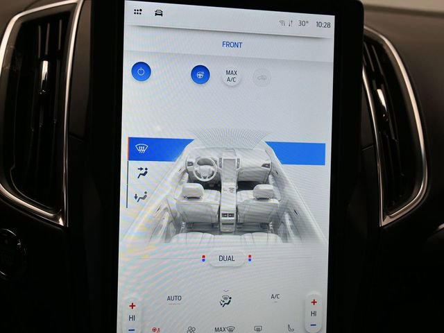 Certified 2022 Ford Edge Titanium w/ Equipment Group 301A image 21
