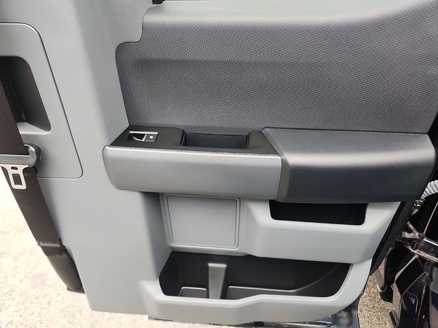 Certified 2021 Ford F150 XLT w/ Equipment Group 302A High image 30