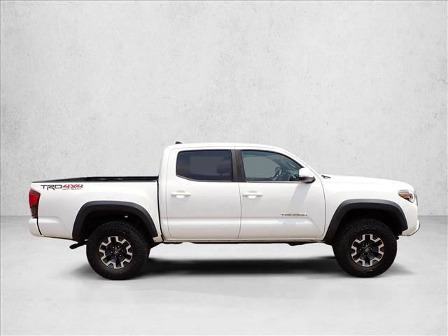 Used 2019 Toyota Tacoma TRD Off-Road AWD/4WD image 5