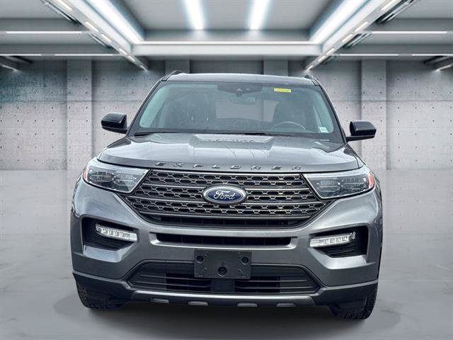 Certified 2023 Ford Explorer XLT w/ Equipment Group 202A AWD/4WD image 2