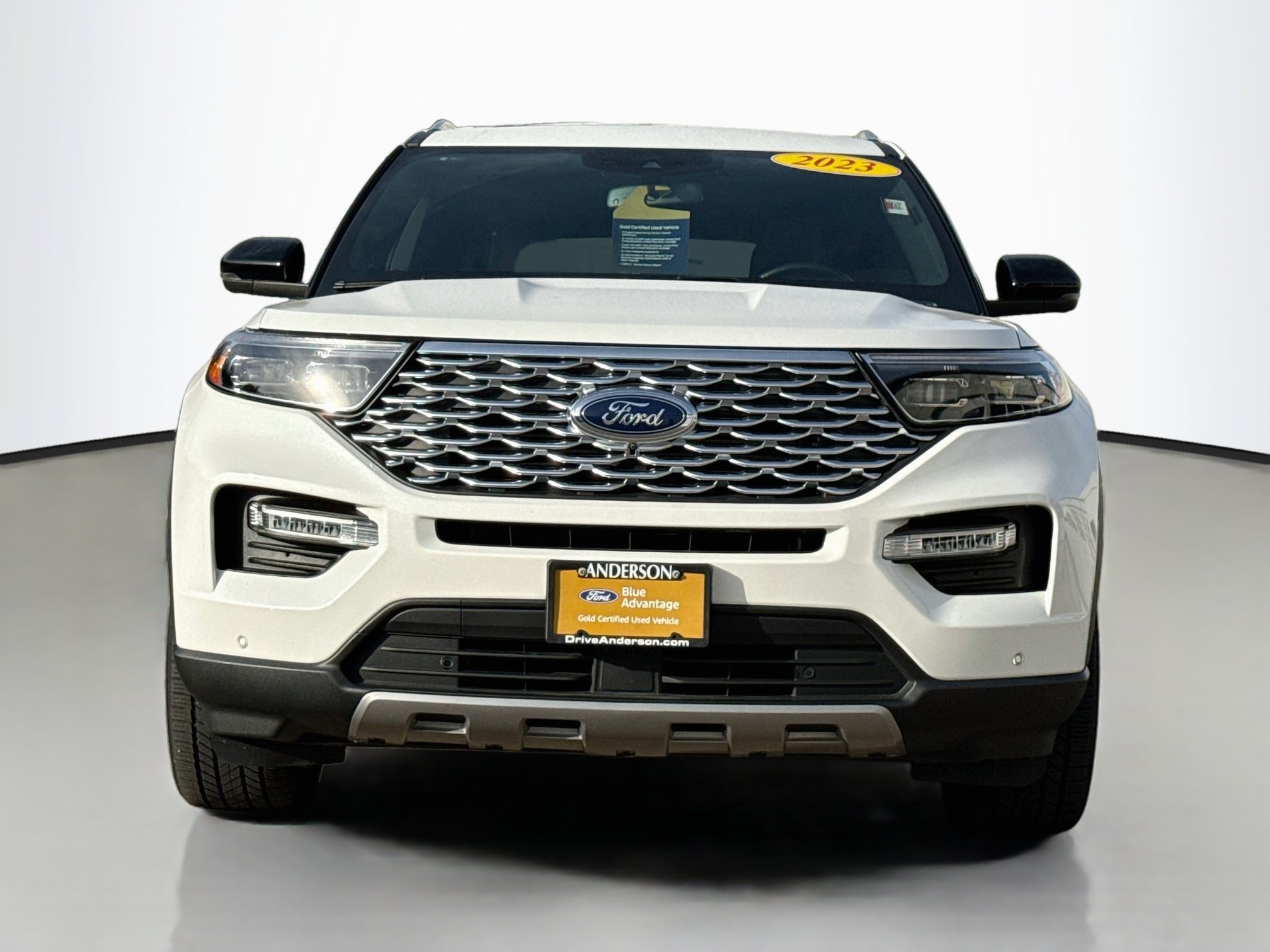 Certified 2023 Ford Explorer Platinum w/ Technology Package AWD/4WD image 2
