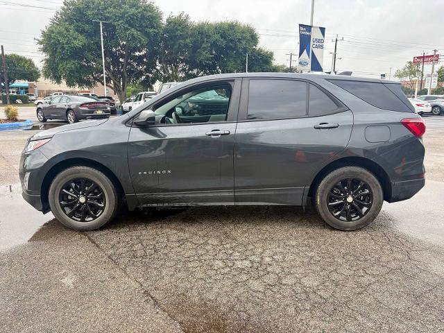 Used 2021 Chevrolet Equinox LS w/ LS Convenience Package FWD image 4