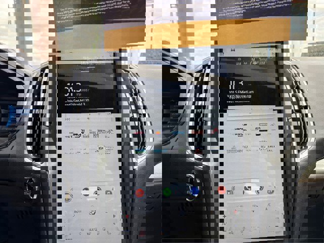 Certified 2024 Ford Edge SEL image 12