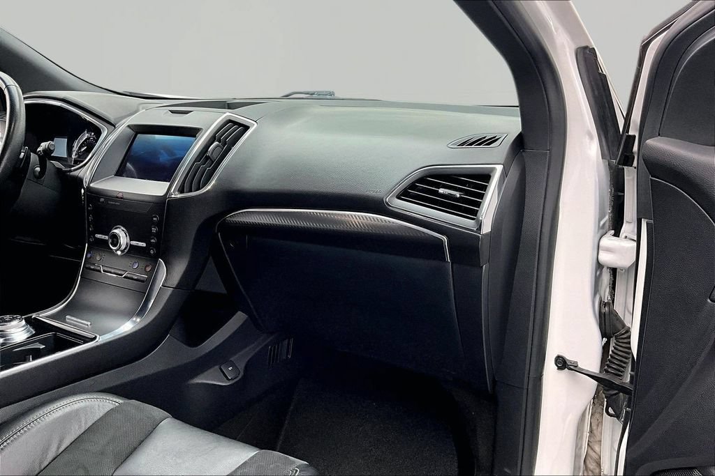 Certified 2020 Ford Edge ST w/ Equipment Group 401A AWD/4WD image 17