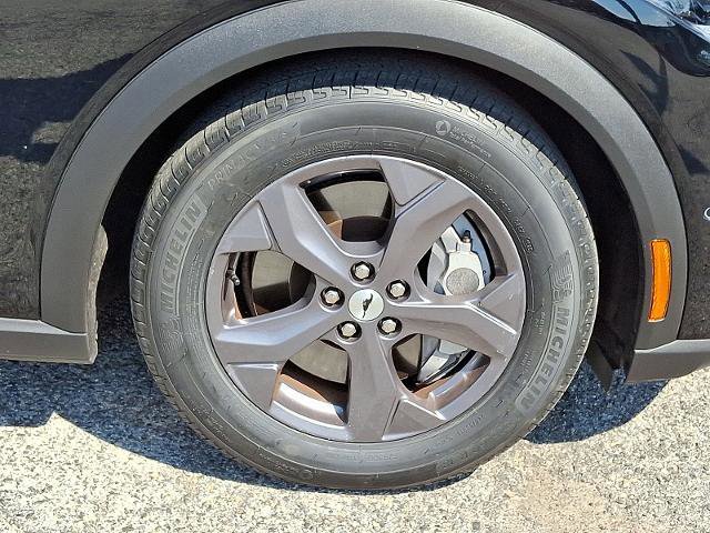 Certified 2022 Ford Mustang Mach-E Select w/ Comfort/Technology Package image 8